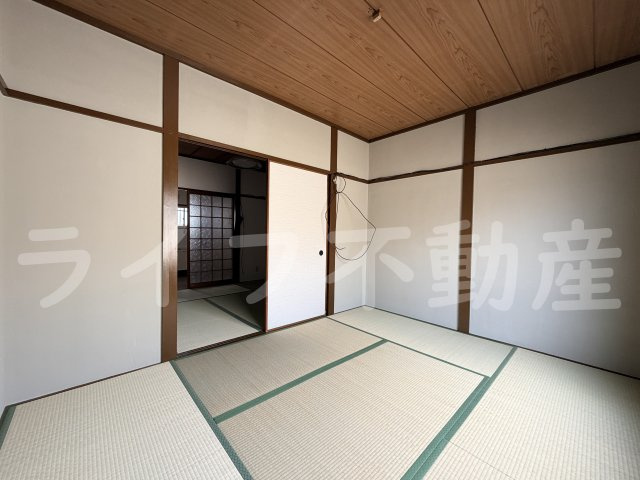 花園ハイツの和室