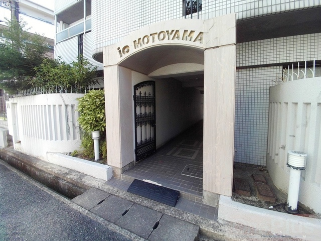 io本山のエントランス