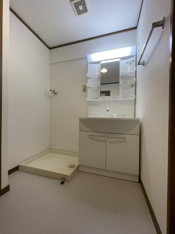グレイス若久中央の洗面所