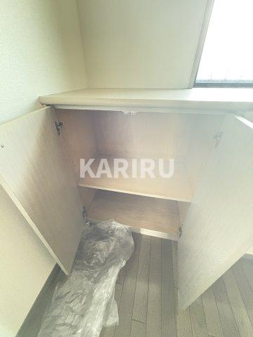 ロイヤル鶴見の内装