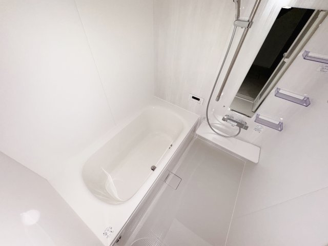 チェリーカーサ西原の浴室