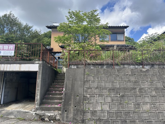 石川県金沢市若松町ツ 中古戸建　～金沢大までアクセス良好！自然に囲まれた環境～