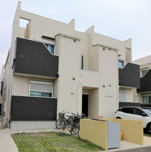 ＧＲＡＮＤＴＩＣ　越谷レイクタウン