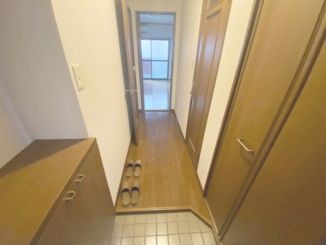 カーサ浅尾の玄関
