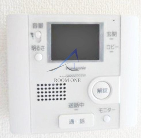 サンドリヨンのセキュリティ|モニター付きインターホンです。
