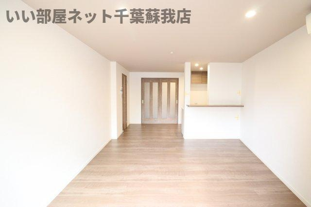 ＲＥＧＡＬＥＳＴ千葉の居間・リビング|こちらの居間で趣味の時間をお楽しみください