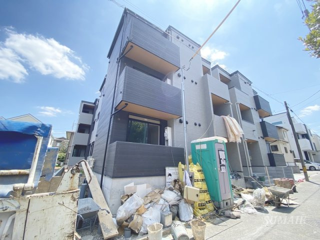 太陽と月の調和 ＬＵＮＡＲＥ元町