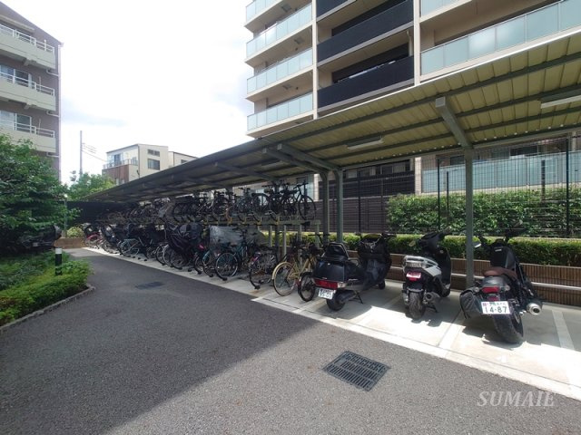 ヴェレーナ⾚⽻志茂プレミアテラスのその他共用部分|駐輪場です☆