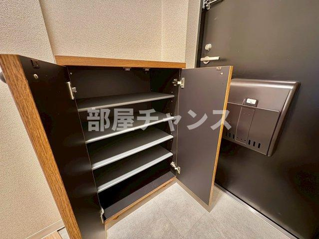グランシャリオ名駅南の収納