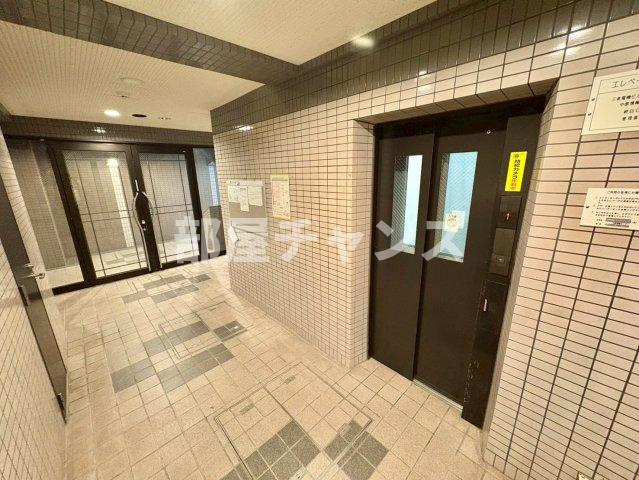 グランシャリオ名駅南のロビー