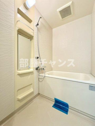 グランシャリオ名駅南の浴室