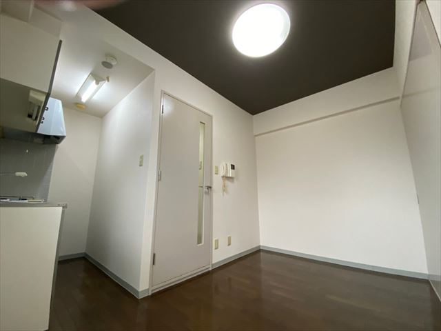 三高ANNEX BLD|名古屋市の賃貸ならMy賃貸の居間・リビング|三高ANNEX BLD
(反転タイプ)