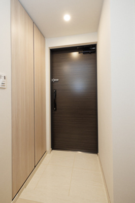 【玄関】 | パークホームズ本郷三丁目 | ※写真は同タイプ住戸です。