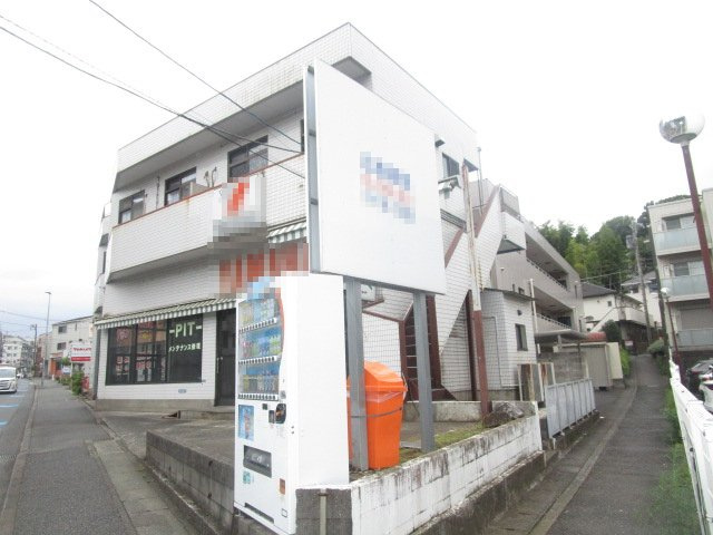 川崎市麻生区高石３丁目の倉庫