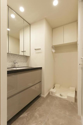 【洗面所】 | パークリュクス神田 | ※写真は同タイプ住戸です。