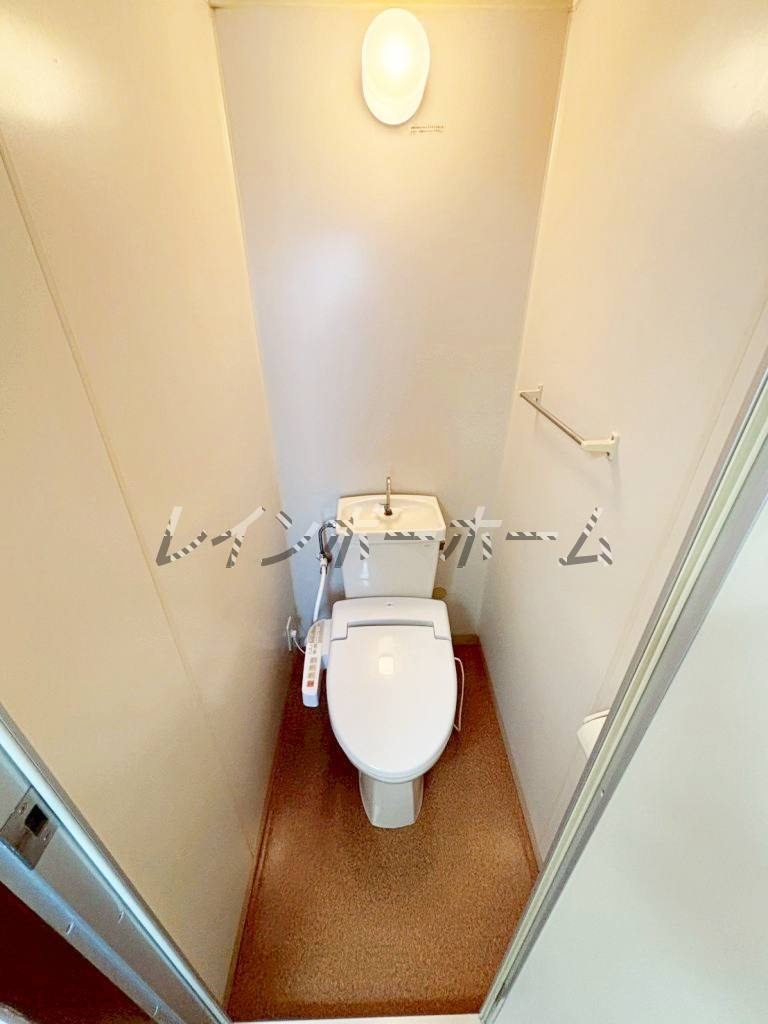 【仲介手数料：50％OFF】対象物件！のトイレ|落ち着いた色調のトイレです