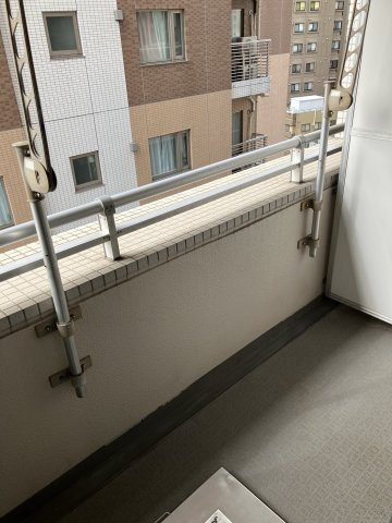 【バルコニー】 | プライムアーバン新川 | 宅配ボックス※参考写真
