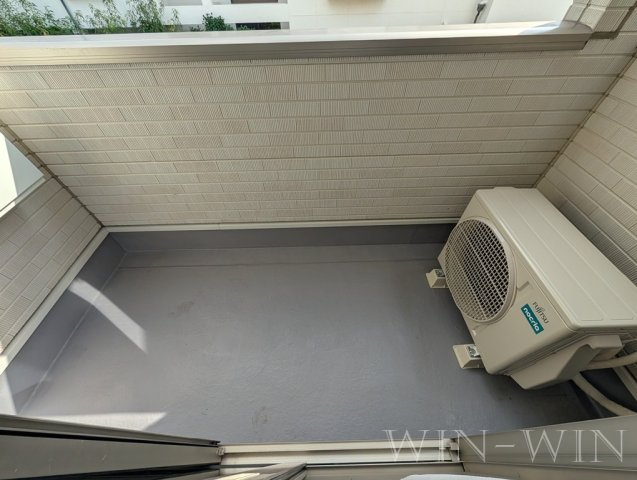 メゾンミニョンのバルコニー|イメージ（同建物内別部屋の写真です）