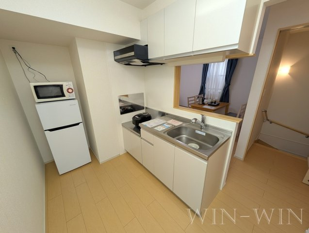 メゾンミニョンのキッチン|イメージ（同建物内別部屋の写真です）