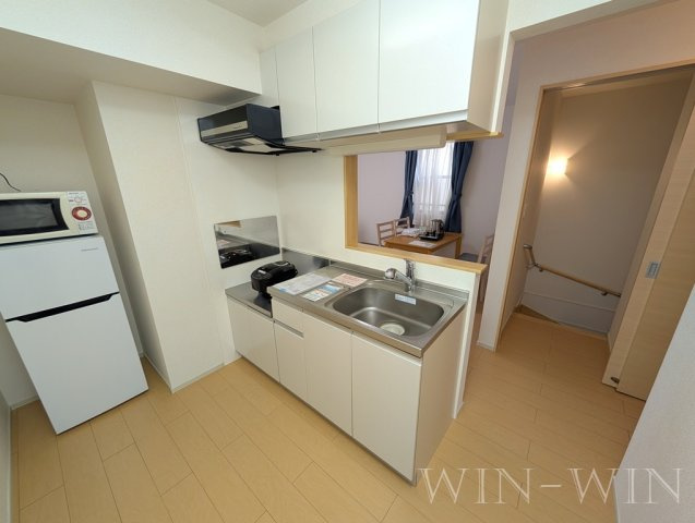 メゾンミニョンのキッチン|イメージ（同建物内別部屋の写真です）