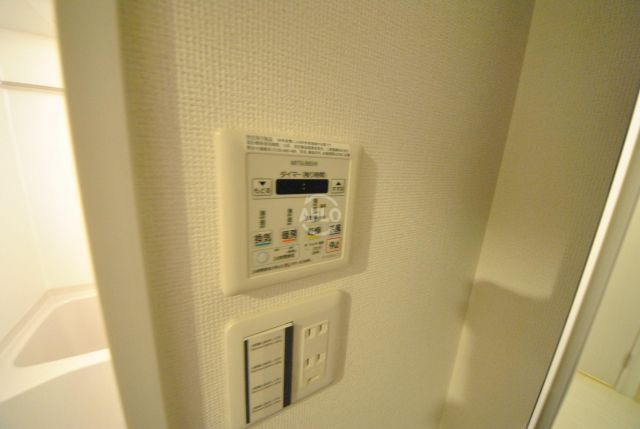 セレニテ北久宝寺の設備|セレニテ北久宝寺　浴室換気乾燥暖房機