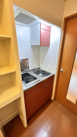 レオパレスリベェール八街のキッチン