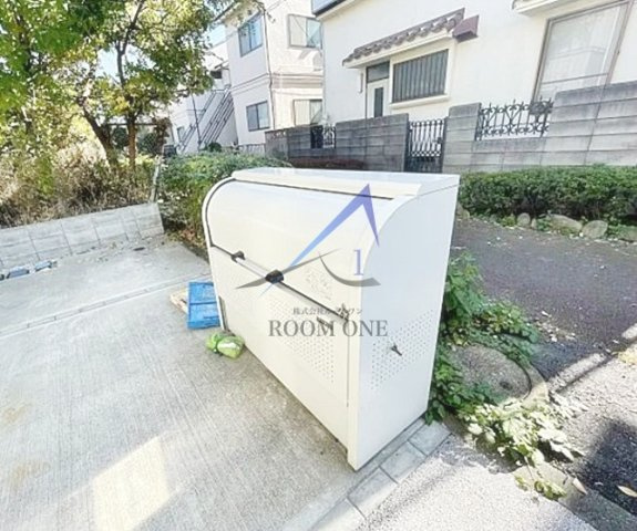 ハーモニーテラス北小岩Ⅷのその他共用部分|敷地内ゴミ置き場です。