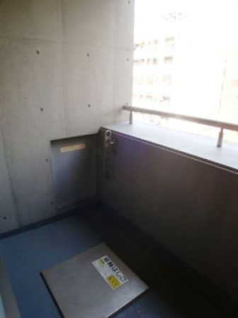スカイパーク御苑のバルコニー|※別室参考写真