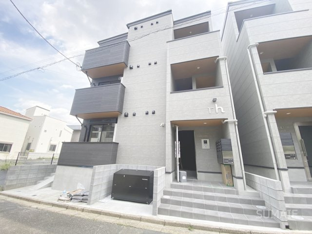 太陽と月の調和 ＬＵＮＡＲＥ元町