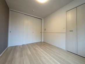【洋室】 | 中瀬ロイヤルガーデン