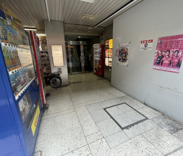 備後屋ビルの外観