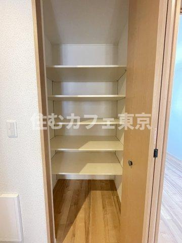 Aries国立アリエスクニタチの収納|ゆったりとした玄関収納です※別部屋写真