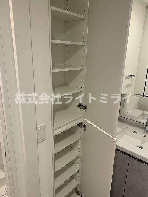 クレストコート新宿山吹町の収納|１０１号室参考写真 