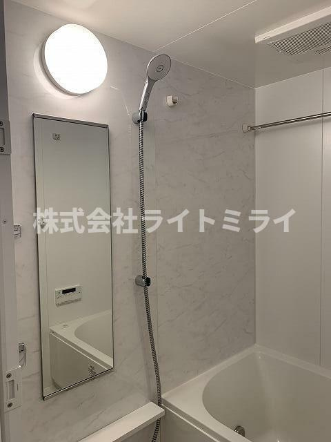 クレストコート新宿山吹町の浴室|１０１号室参考写真 