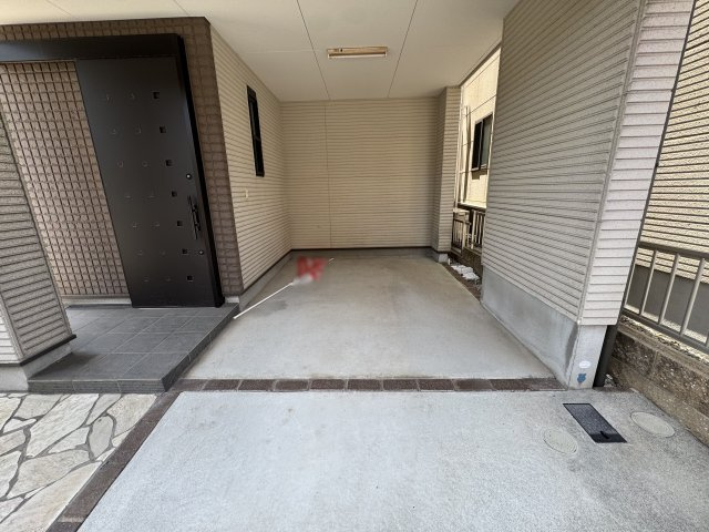 神戸市須磨区須磨浦通６丁目戸建の駐車場