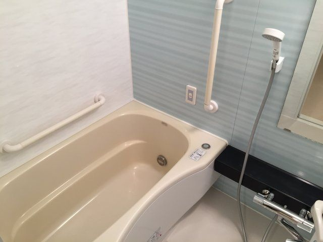 イーストコア曳舟一番館の浴室