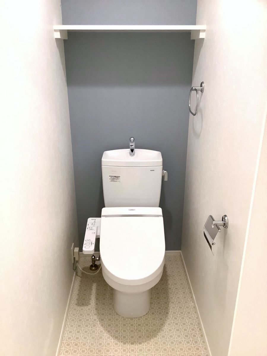 新品家具付きマンション博多駅前3(KaGood福岡)のトイレ