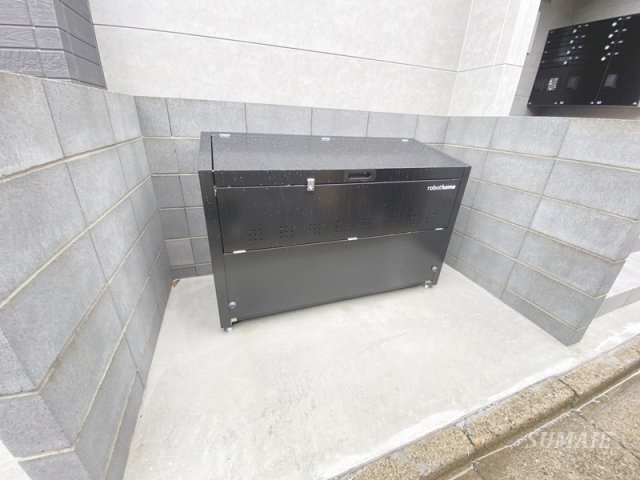 太陽と月の調和 ＬＵＮＡＲＥ元町のその他共用部分|ごみ置き場☆