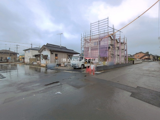 【前面道路含む現地写真】 | 第2加須花崎　新築戸建　全3棟　1号棟