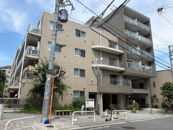 ライトコート四谷