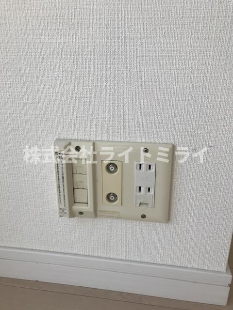 ヴェルト新宿夏目坂のその他|マルチコンセント 