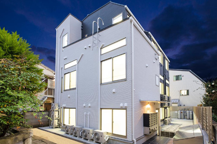 新宿区北新宿３丁目のアパート