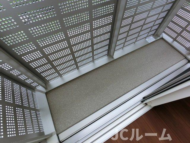 クレストのバルコニー