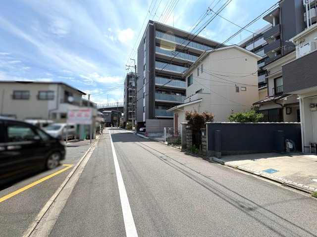 東九条南石田町【条件無】の前面道路含む現地写真