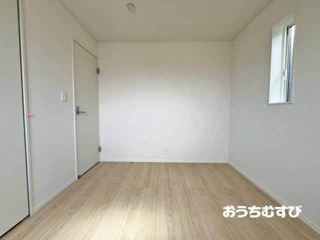 守山区小幡中第2(全3棟)の洋室