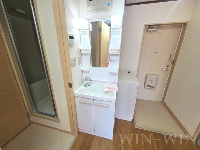 シティハイツ緑ヶ丘の独立洗面台|イメージ（同建物内別部屋の写真です）
