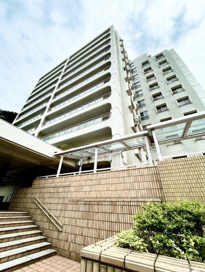 日商岩井音羽マンションの画像
