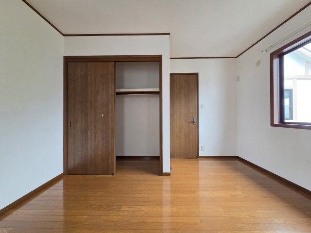 川崎市麻生区片平５丁目の一戸建ての寝室