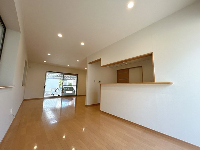 リフォーム　中古戸建　一宮市大和町馬引　平成21年築の居間・リビング