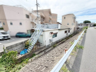 【前面道路含む現地写真】 | 神石市之町　売土地 | お家探しを始めてみようと思われたら是非【イエストア】までお気軽にご相談下さいませ♪